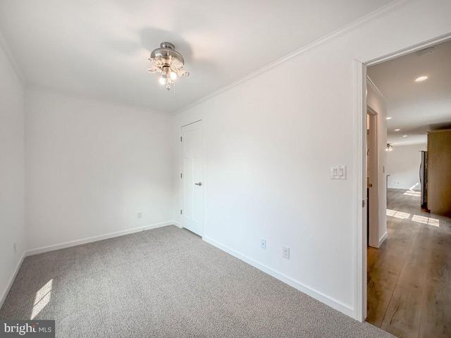 4135 DAVIS DR, Morrisville, PA 19067