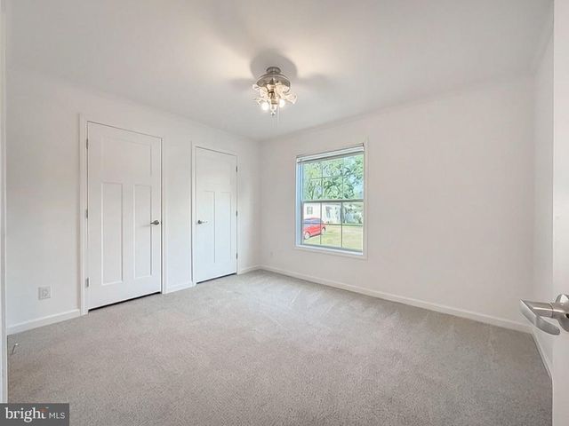 4135 DAVIS DR, Morrisville, PA 19067