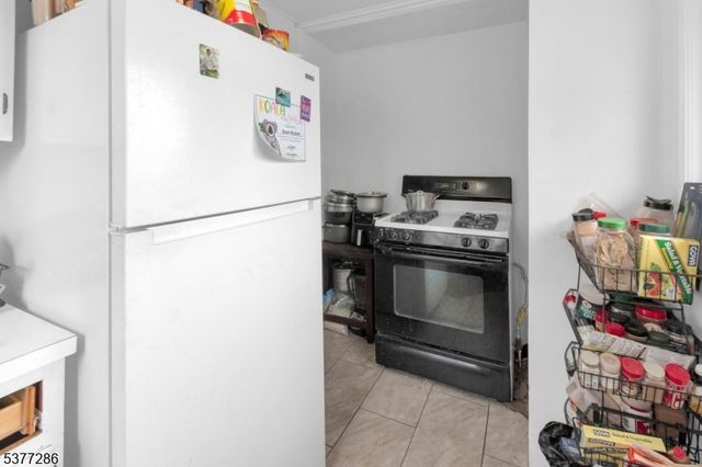 152 Schuyler Ave, North Arlington Boro, NJ 07031