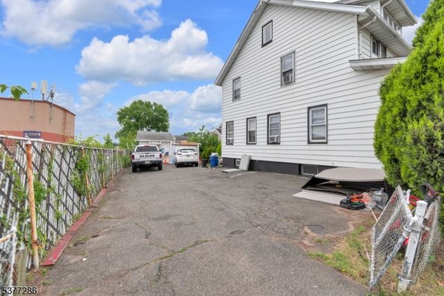 152 Schuyler Ave, North Arlington Boro, NJ 07031