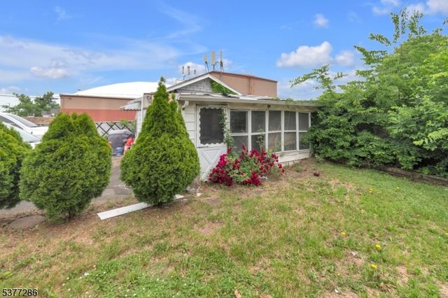 152 Schuyler Ave, North Arlington Boro, NJ 07031