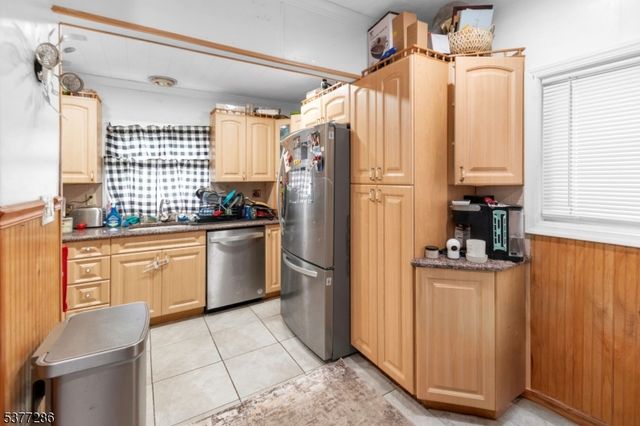 152 Schuyler Ave, North Arlington Boro, NJ 07031