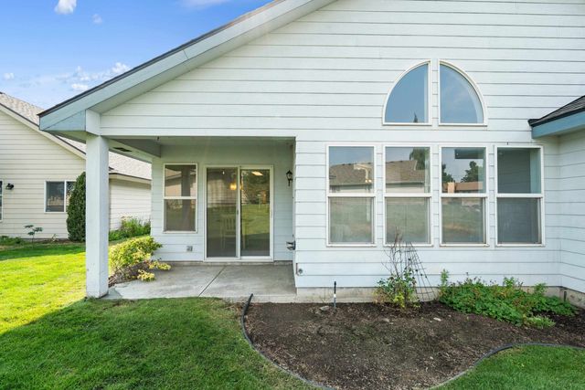 3611 E Baycourt Ln, Spokane, WA 99223