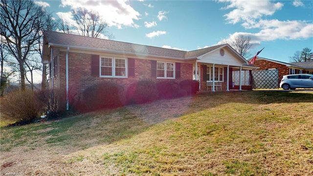165 Noonkester Drive, Mount Airy, NC 27030
