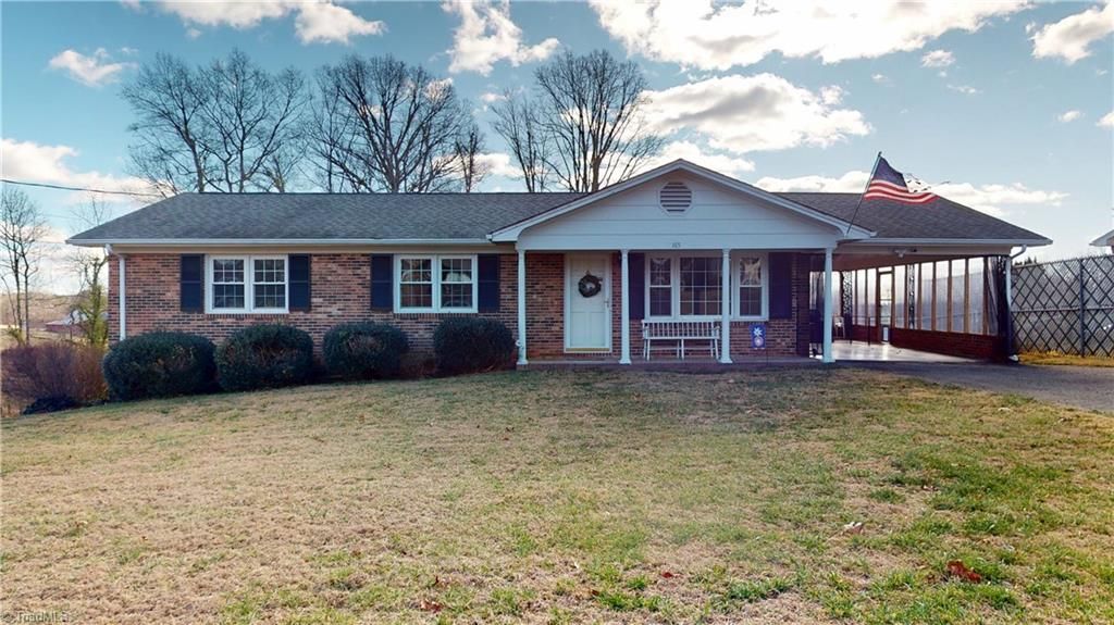 165 Noonkester Drive, Mount Airy, NC 27030