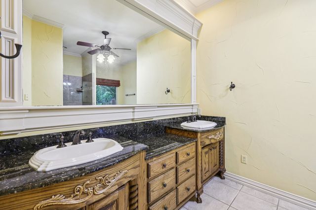 520 Haverhill Lane, Colleyville, TX 76034
