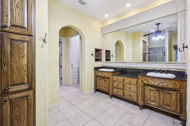 520 Haverhill Lane, Colleyville, TX 76034