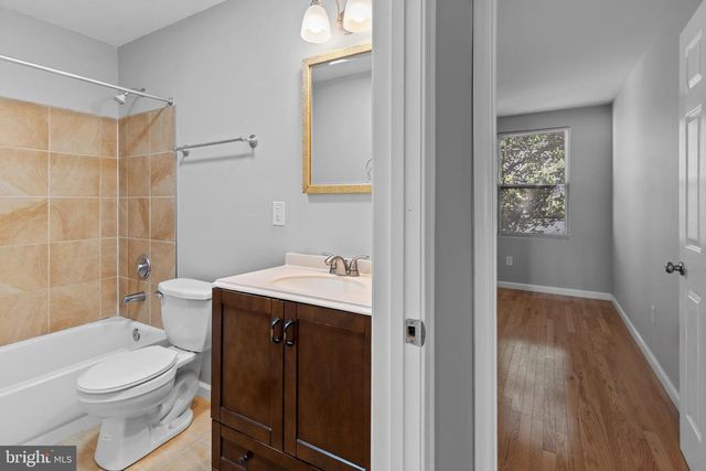 513 S CHESTER ST, Baltimore, MD 21231