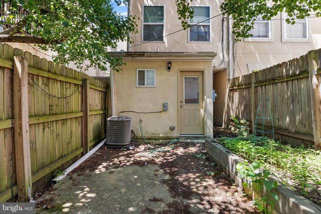 513 S CHESTER ST, Baltimore, MD 21231