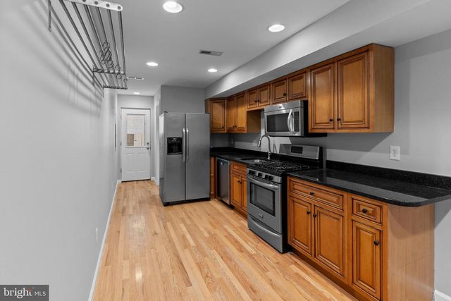 513 S CHESTER ST, Baltimore, MD 21231