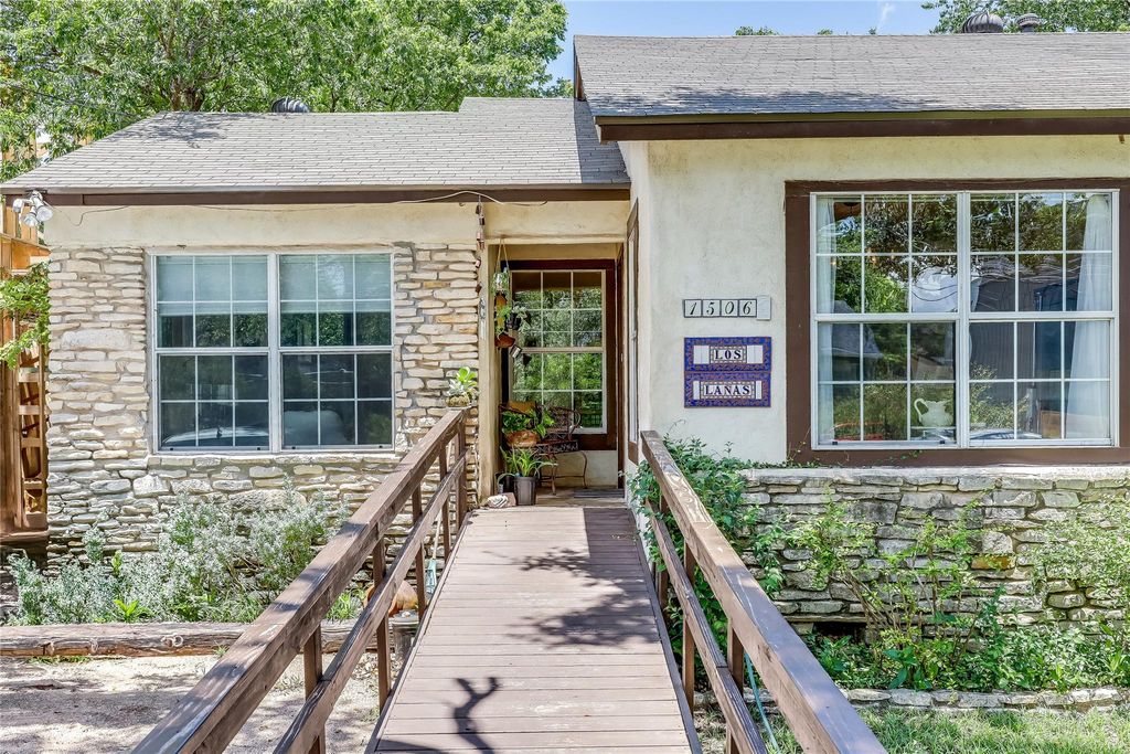 1506 Alguno RD, Austin, TX 78757