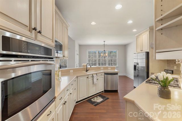 12711 Moores Chapel Road, Charlotte, NC 28214