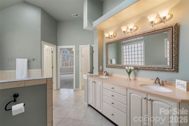 12711 Moores Chapel Road, Charlotte, NC 28214