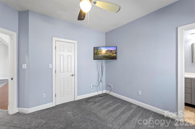 12711 Moores Chapel Road, Charlotte, NC 28214