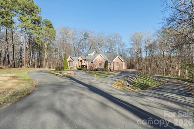 12711 Moores Chapel Road, Charlotte, NC 28214