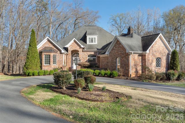 12711 Moores Chapel Road, Charlotte, NC 28214