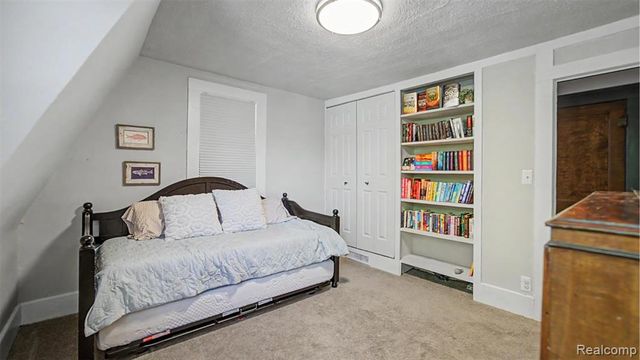 1015 Wyandotte Avenue, Royal Oak, MI 48067