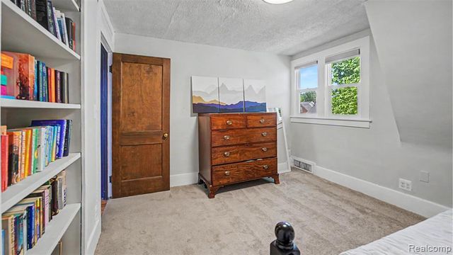 1015 Wyandotte Avenue, Royal Oak, MI 48067