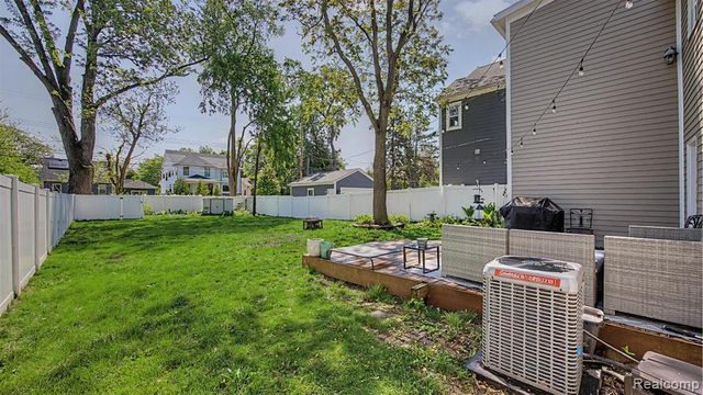 1015 Wyandotte Avenue, Royal Oak, MI 48067