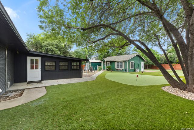 604 SCHWEPPE ST, Boerne, TX 78006