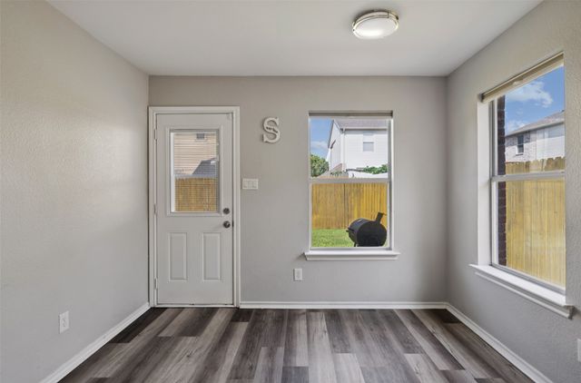 8183 Spruce Valley Drive, Fort Worth, TX 76137