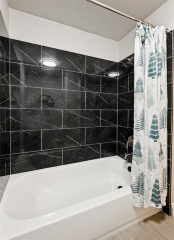 8183 Spruce Valley Drive, Fort Worth, TX 76137