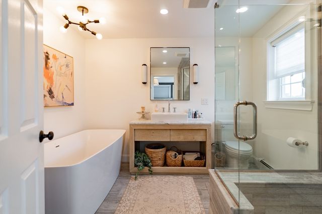 237 Bunker Hill St 237, Boston, MA 02129