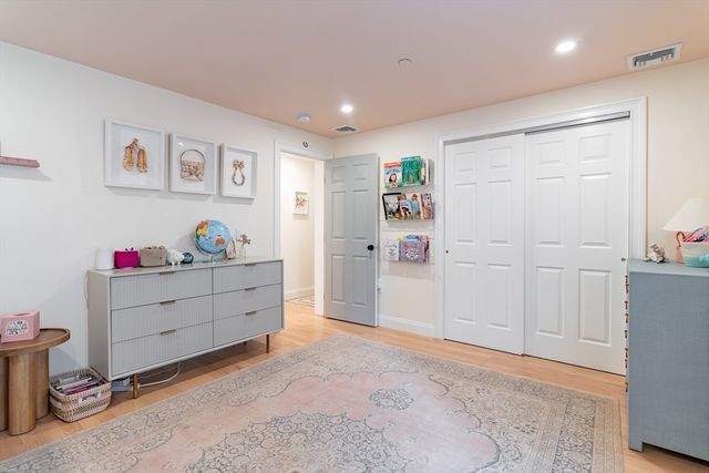 237 Bunker Hill St 237, Boston, MA 02129