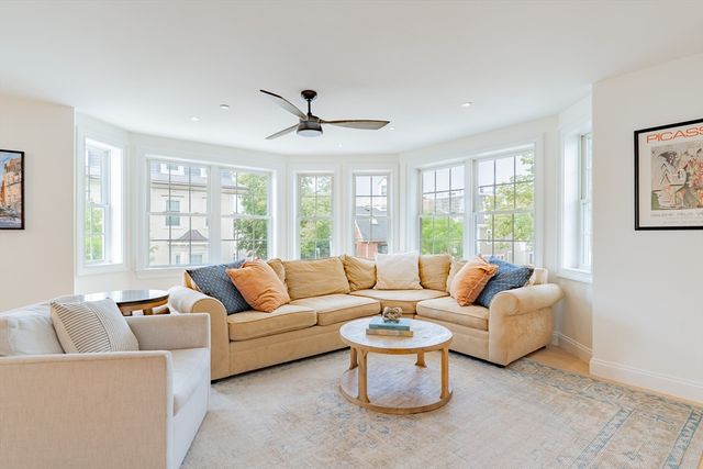 237 Bunker Hill St 237, Boston, MA 02129