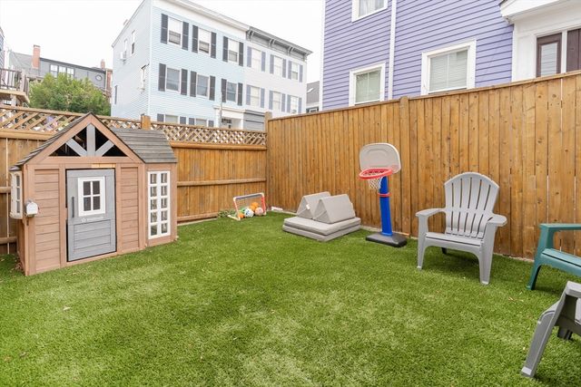 237 Bunker Hill St 237, Boston, MA 02129