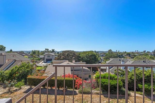 7619 Cortina, Carlsbad, CA 92009