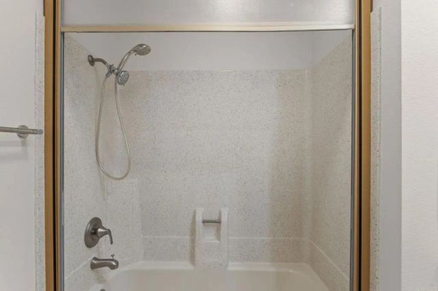 7619 Cortina, Carlsbad, CA 92009
