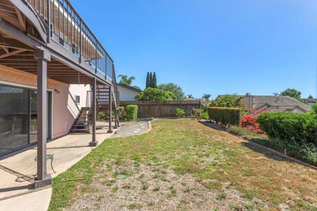 7619 Cortina, Carlsbad, CA 92009