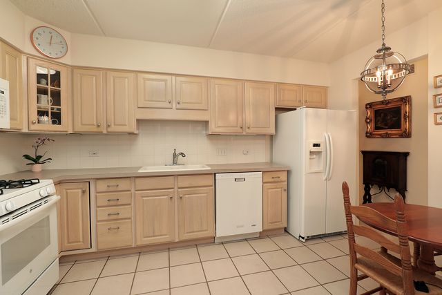 1234 Depot Street 106, Glenview, IL 60025