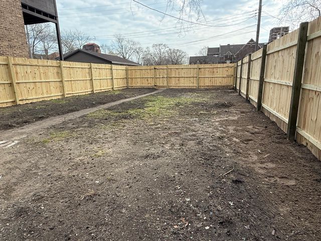 565 Jackson Street, Gary, IN 46402