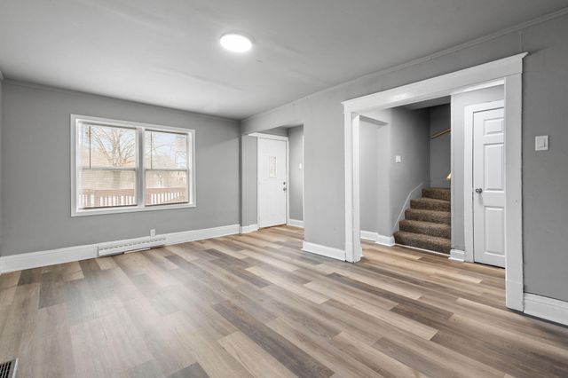 565 Jackson Street, Gary, IN 46402