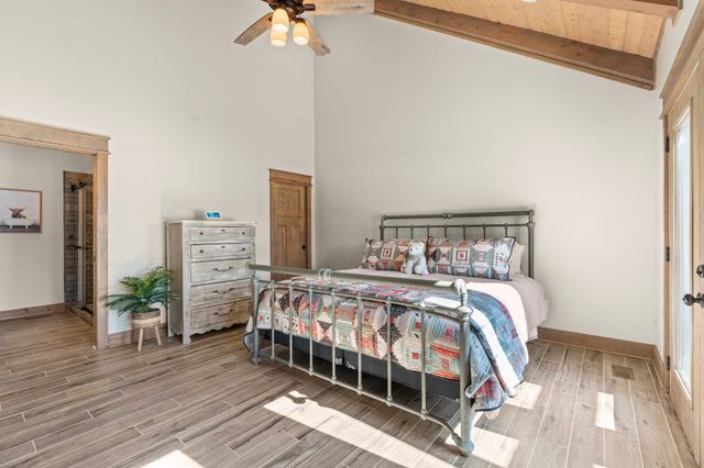 722 Hemlock Ln, Spencer, TN 38585