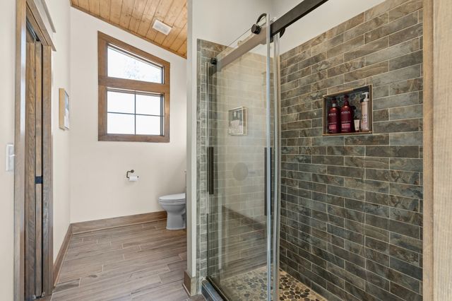 722 Hemlock Ln, Spencer, TN 38585