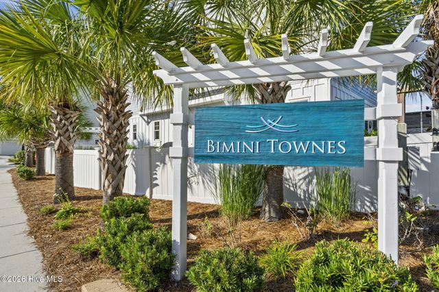 115 Bimini Townes Lane, Carolina Beach, NC 28428
