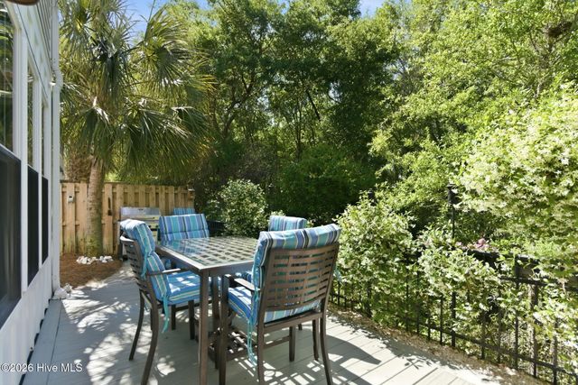 115 Bimini Townes Lane, Carolina Beach, NC 28428