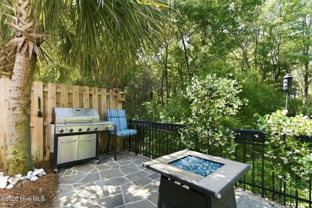 115 Bimini Townes Lane, Carolina Beach, NC 28428