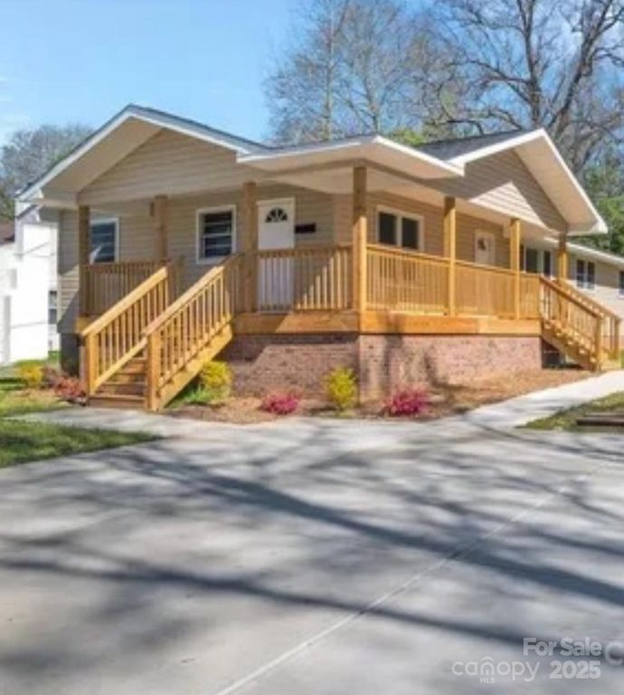 647 E Black Street, Rock Hill, SC 29730