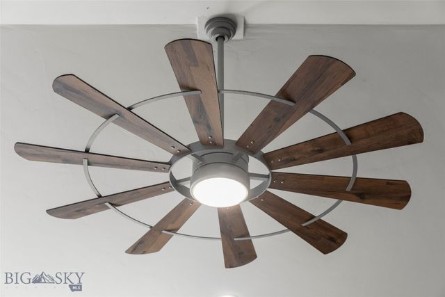 1201 Sweetgrass Lane, Livingston, MT 59047