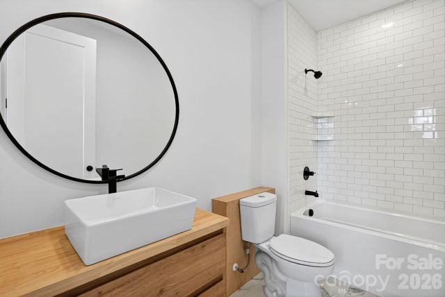 8 Houston Street, Asheville, NC 28801