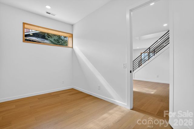 8 Houston Street, Asheville, NC 28801