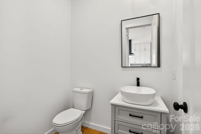 8 Houston Street, Asheville, NC 28801