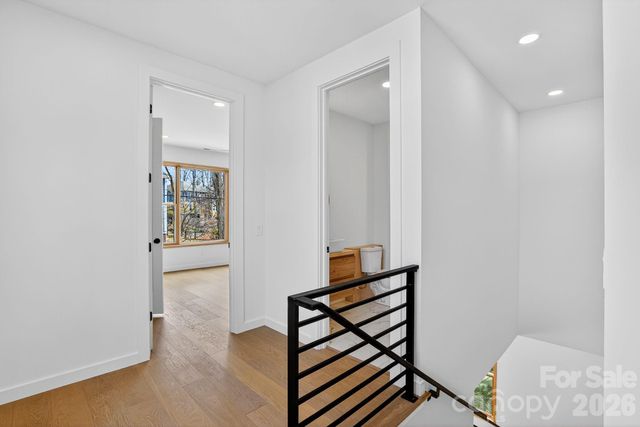 8 Houston Street, Asheville, NC 28801