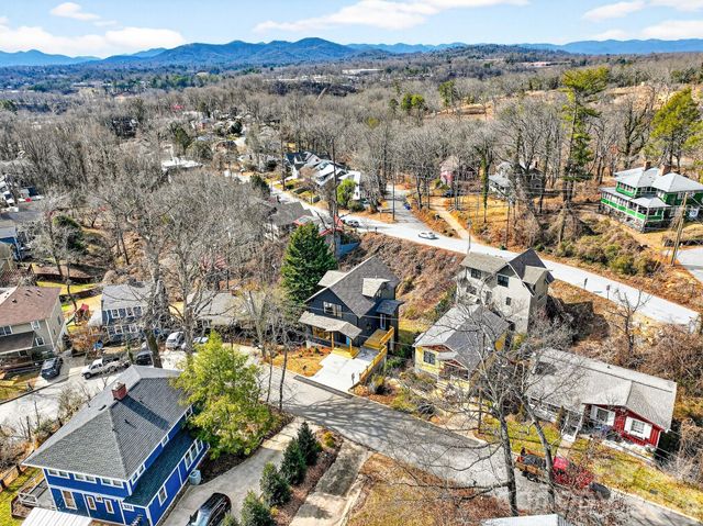 8 Houston Street, Asheville, NC 28801