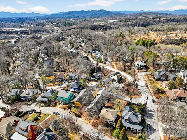 8 Houston Street, Asheville, NC 28801