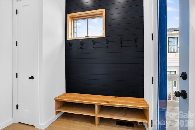 8 Houston Street, Asheville, NC 28801